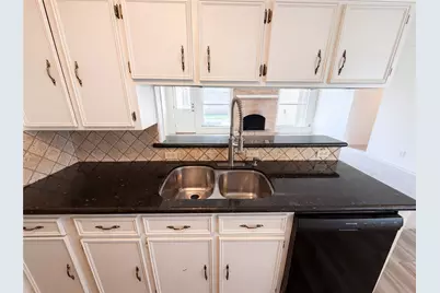 342 Queenstown Road, Houston, TX 77015 - Photo 7