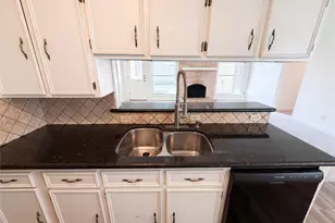342 Queenstown Rd, Houston, TX 77015 - Photo 7