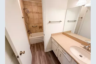 342 Queenstown Road, Houston, TX 77015 - Photo 13