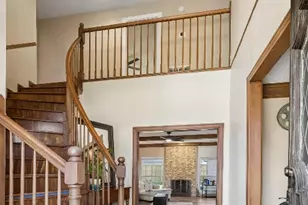 3811 Trappers Forest Dr, Houston, TX 77088 - Photo 3