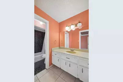 3811 Trappers Forest Drive, Houston, TX 77088 - Photo 21