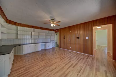 415 Silliman Street, Sealy, TX 77474 - Photo 29