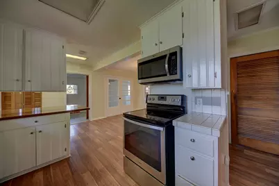 415 Silliman Street, Sealy, TX 77474 - Photo 5