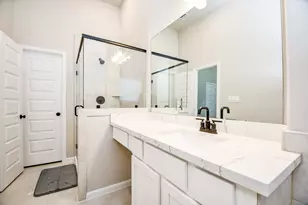 2033 Millbridge Spring, South Houston, TX 77051 - Photo 9