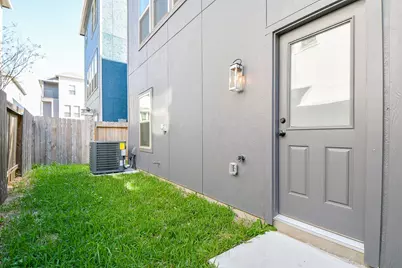 2033 Millbridge Spring, South Houston, TX 77051 - Photo 15