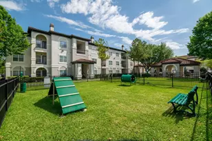 2840 Shadowbriar Dr, Houston, TX 77077 - Photo 17