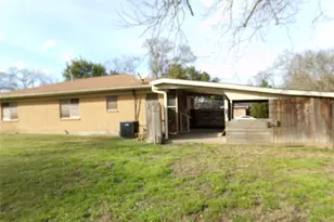 211 W Sherman St, Livingston, TX 77351 - Photo 17