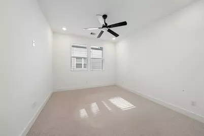 412 Neyland Street #C, Houston, TX 77022 - Photo 21