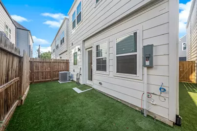 412 Neyland Street #C, Houston, TX 77022 - Photo 25