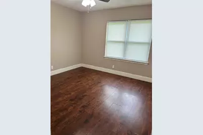5631 Groveton Street, Houston, TX 77033 - Photo 11