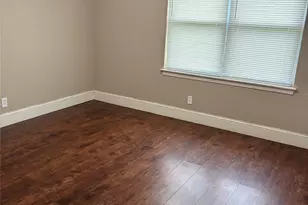 5631 Groveton St, Houston, TX 77033 - Photo 11