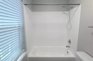 8202 Cannon St, Houston, TX 77051 - Photo 15
