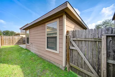 1010 Hummingbird Point Lane, Houston, TX 77090 - Photo 43