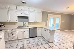 321 20th Ave N, Texas City, TX 77590 - Photo 19