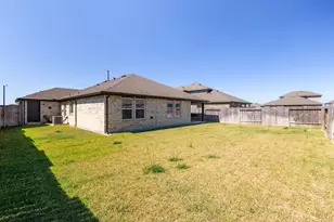 933 Neches Ln, Dayton, TX 77535 - Photo 21