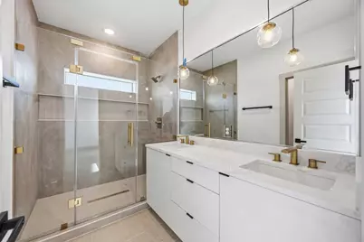 7555 Calhoun Road #A/B, Houston, TX 77033 - Photo 25