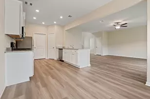 10377 Red Cardinal Dr, Cleveland, TX 77328 - Photo 5