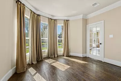 15811 Crestbrook Drive, Houston, TX 77059 - Photo 17