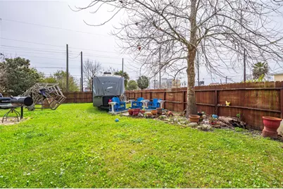 2723 Postoffice, Galveston, TX 77550 - Photo 29