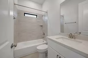 11918 Bush Tail Ct, Mont Belvieu, TX 77523 - Photo 17