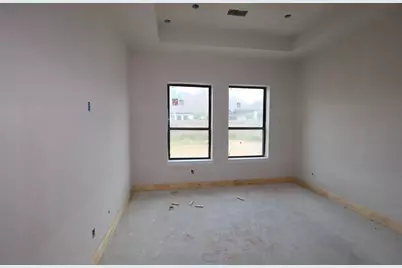 11918 Bush Tail Court, Mont Belvieu, TX 77523 - Photo 9