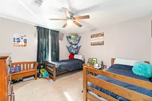 2615 Commerce Dr, Liverpool, TX 77577 - Photo 15