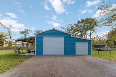 2615 Commerce Drive, Liverpool, TX 77577 - Photo 3