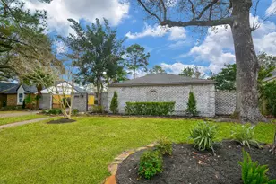 2515 Briarpark Dr, Houston, TX 77042 - Photo 7