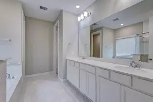 2008 Glenwick Manor Ln, Pearland, TX 77089 - Photo 15