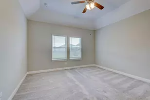 2008 Glenwick Manor Ln, Pearland, TX 77089 - Photo 13