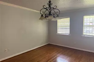5651 Lyndhurst Dr, Houston, TX 77033 - Photo 3