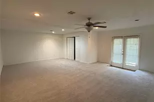 5651 Lyndhurst Dr, Houston, TX 77033 - Photo 17
