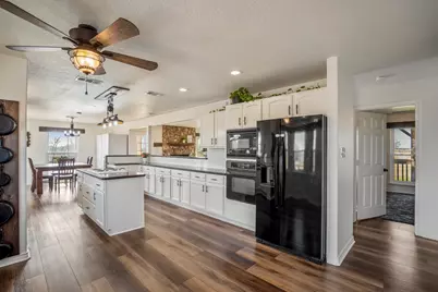 10009 County Road 168, Alvin, TX 77511 - Photo 7