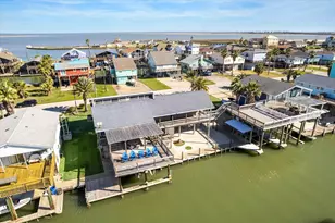 235 Galleon Dr, Freeport, TX 77541 - Photo 5