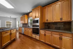2876 Match Point Ln, Friendswood, TX 77546 - Photo 9