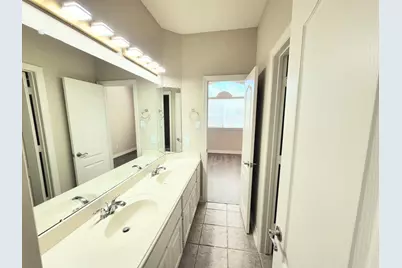 10327 Earlington Manor Drive, Spring, TX 77379 - Photo 23