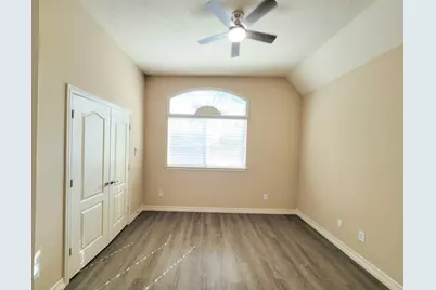 10327 Earlington Manor Drive, Spring, TX 77379 - Photo 21