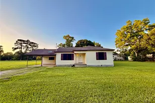 3723 Beaumont Ave, Liberty, TX 77575 - Photo 1