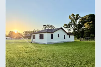 3723 Beaumont Avenue, Liberty, TX 77575 - Photo 19