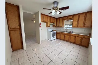 11102 Maize Lane #A, Houston, TX 77041 - Photo 7