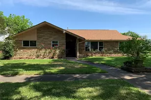 4002 Mischire Dr, Houston, TX 77025 - Photo 21