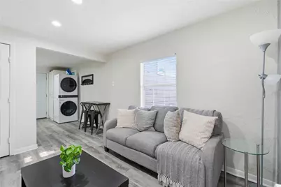 2620 Delafield Street #C, Houston, TX 77023 - Photo 7