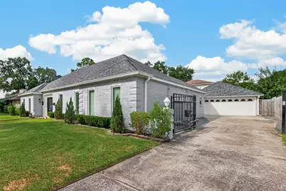 5007 Forest Nook Court, Houston, TX 77018 - Photo 5