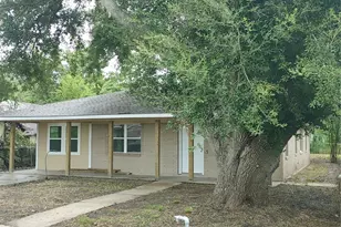 413 3rd St, Van Vleck, TX 77482 - Photo 27