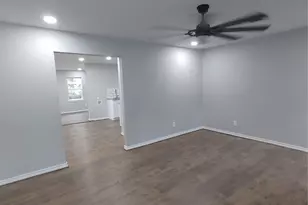 413 3rd St, Van Vleck, TX 77482 - Photo 3