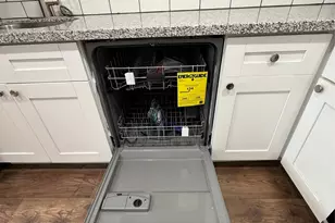 413 3rd St, Van Vleck, TX 77482 - Photo 11