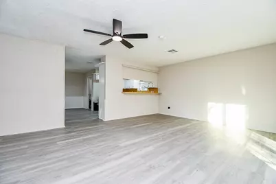 1302 Brookmeade Court, Deer Park, TX 77536 - Photo 5