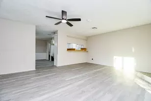 1302 Brookmeade Ct, Deer Park, TX 77536 - Photo 5