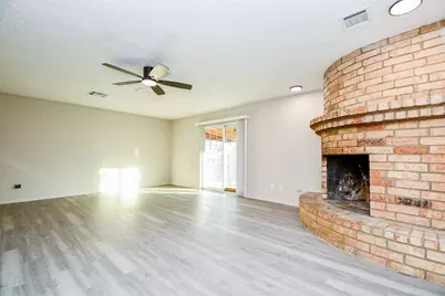 1302 Brookmeade Court, Deer Park, TX 77536 - Photo 3