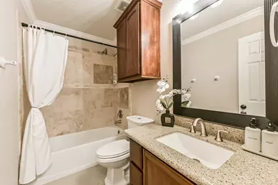 2102 Pickwick Pines Dr Court, Humble, TX 77396 - Photo 37